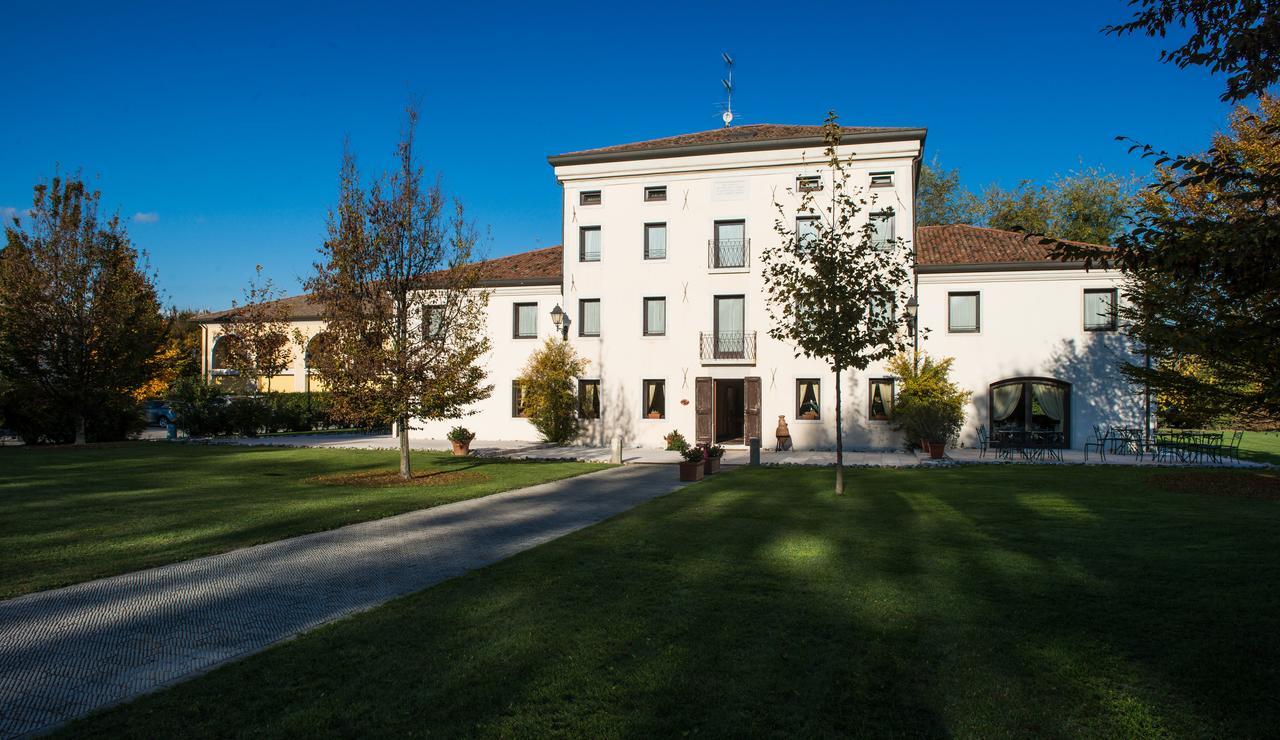 Hotel Villa Dei Carpini أوديرزو المظهر الخارجي الصورة